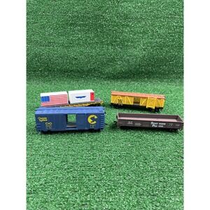 HO Scale Lot Of4 Train Cars Plastic Southern Pacific Chessie System The Katy APL